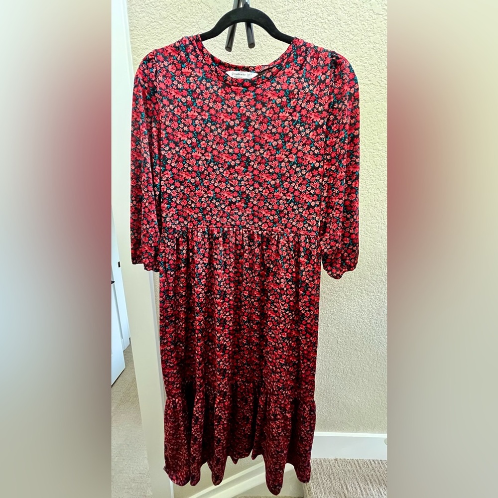 Stradivarius Floral Red Midi Dress
